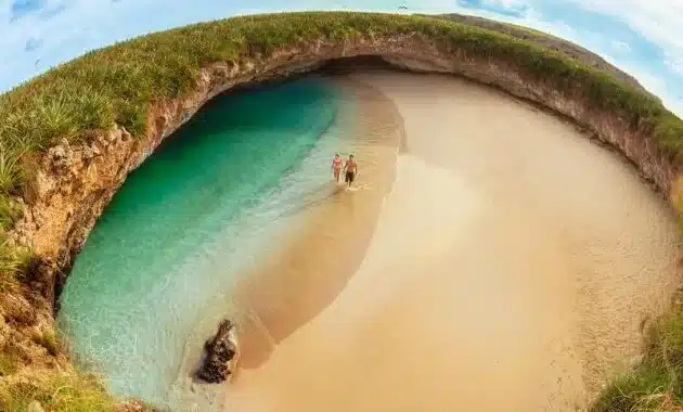 Hidden Beach – Mexico