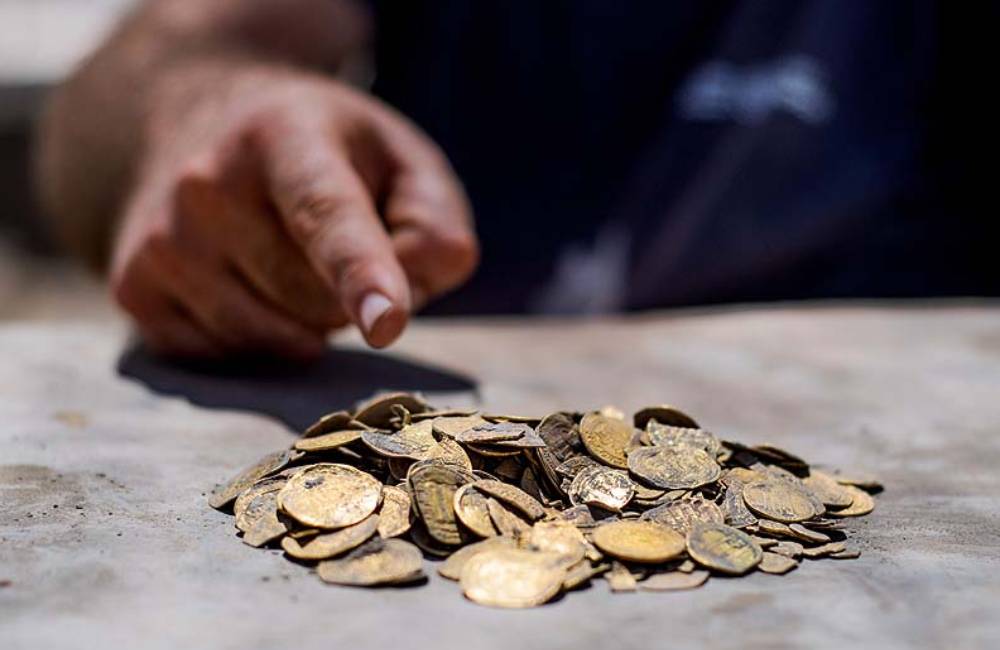  1,100-Year-Old Treasure Is Unearthed by Teenagers in Israel