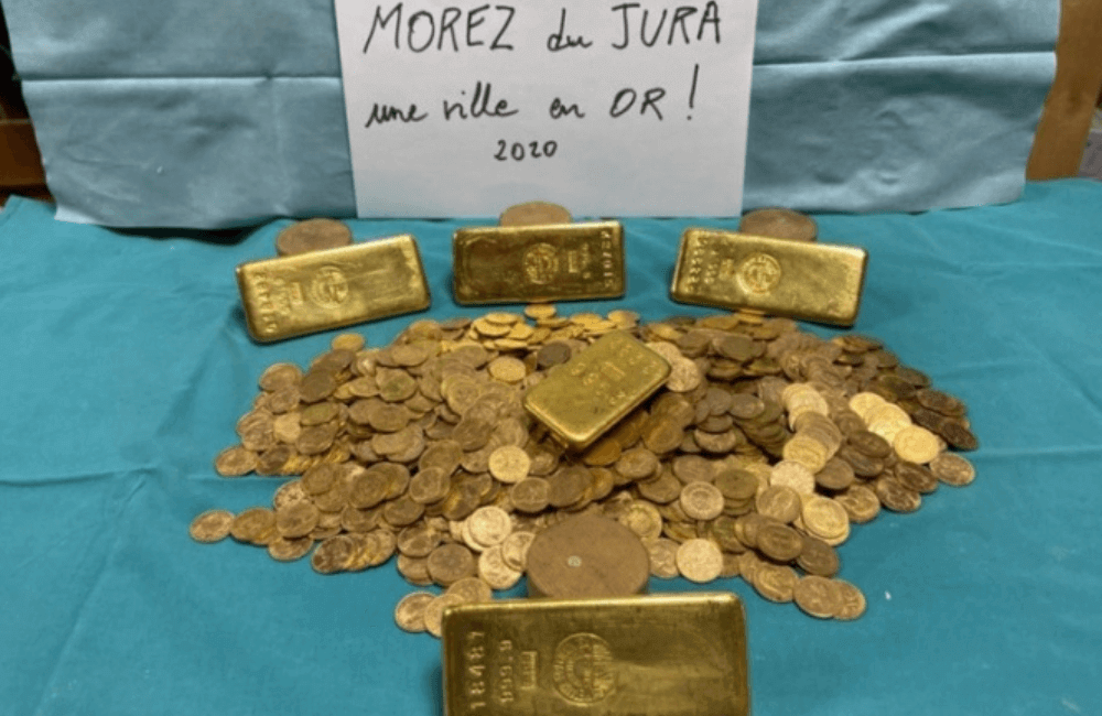 239 Rare Gold Coins Discovered in Walls of French Mansion