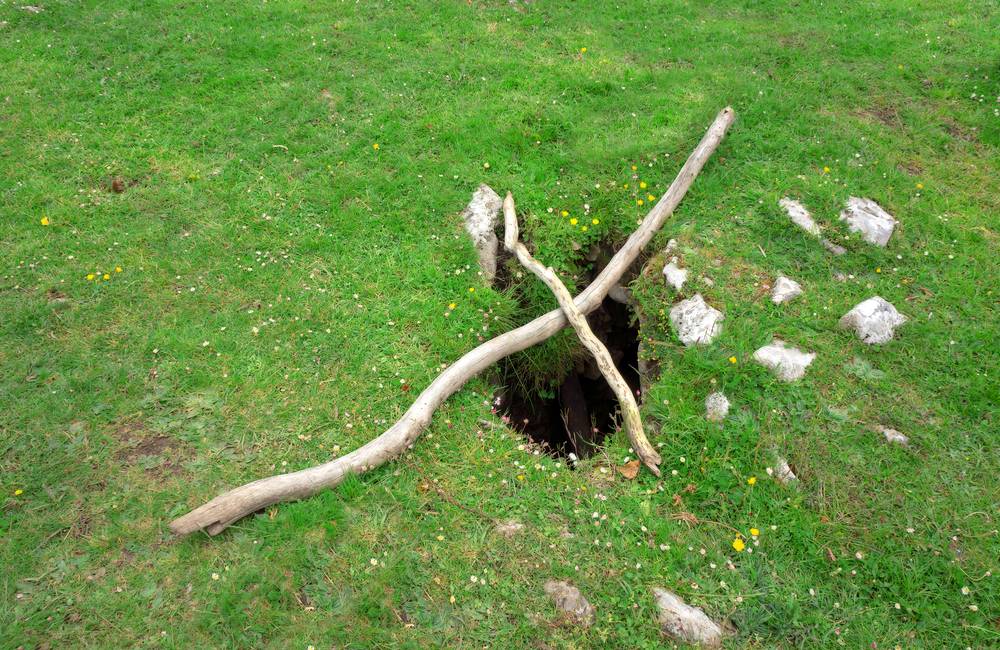Mystery Hole in UK Garden Leads to Strange Discovery