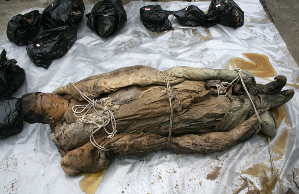 Road Workers Find an Ancient Chinese Mummy